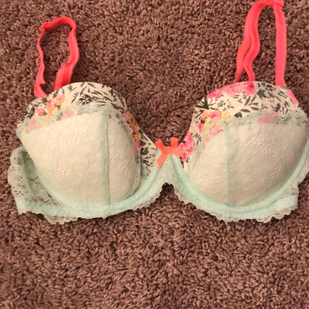 VS Dream Angels Demi Bra